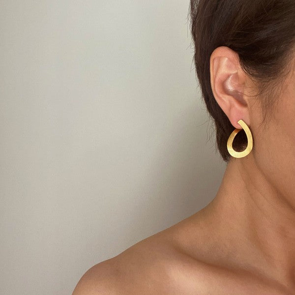 Gold geometric Hoop Earrings