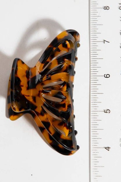 Iridescent White Hair Claw