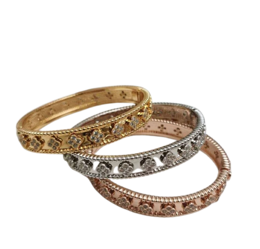 clover bangle bracelet 