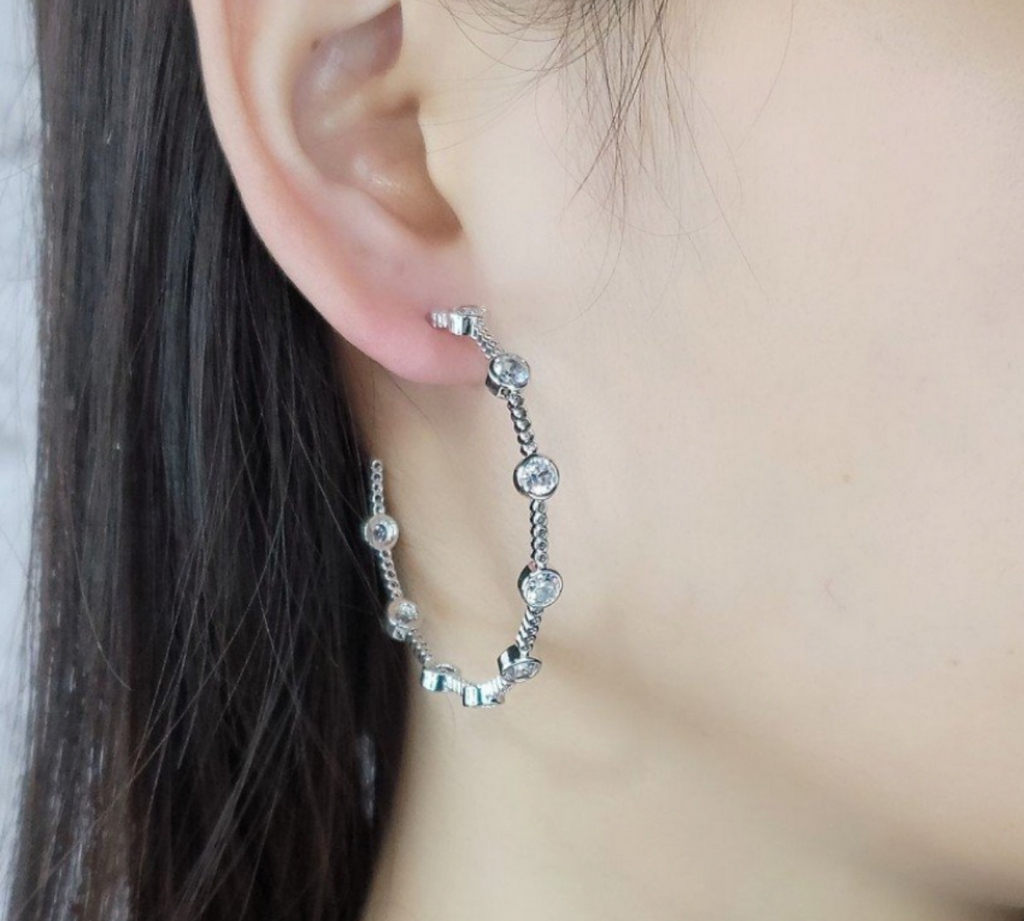 Stationed CZ hoops