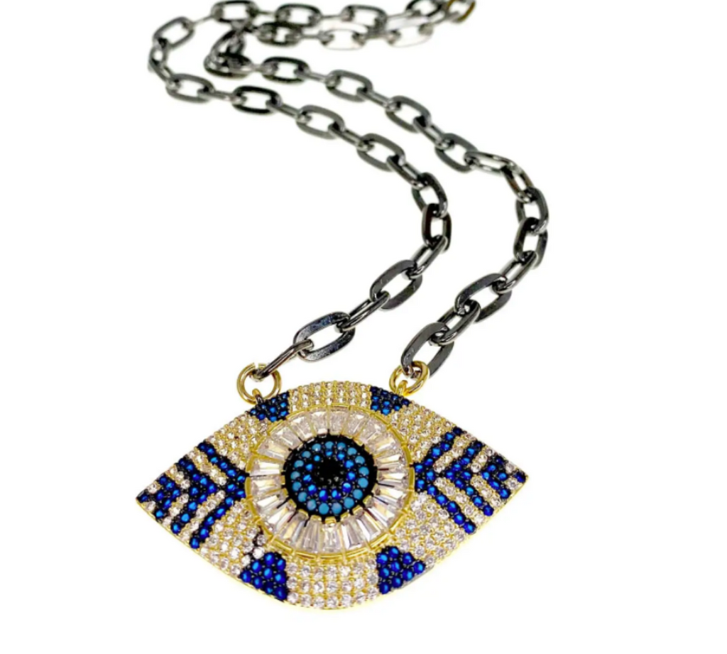 Trending Paperclip Eye Necklace