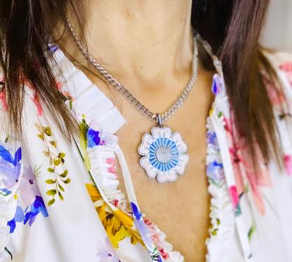 Edgy Flower Necklace